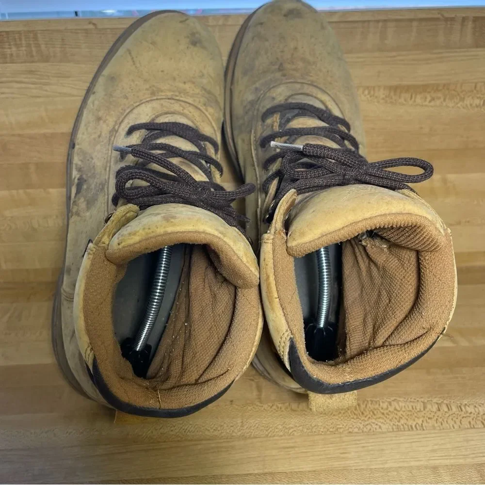 Red Wing Shoes Ankle Boots tan Lace Up Padded ankle 1280 EH size 13D mens